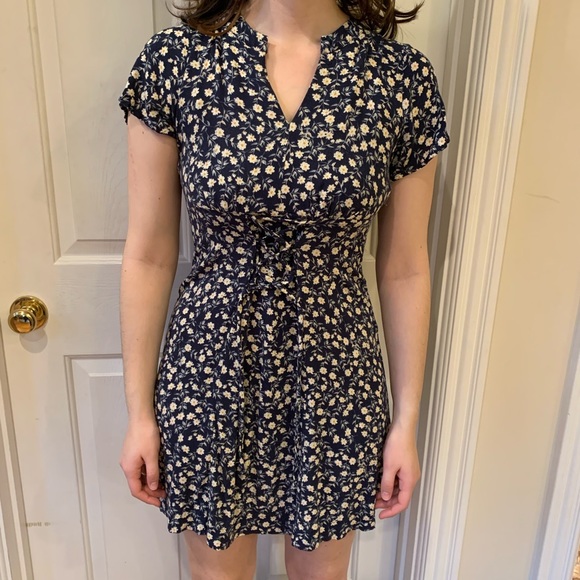 Xhilaration Dresses & Skirts - Xhilaration floral dress